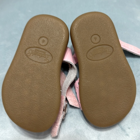 FOOTMATES Ariel and Eco-Ariel Waterproof Girls Pink Sandals Sixe 4 - Picture 3 of 8